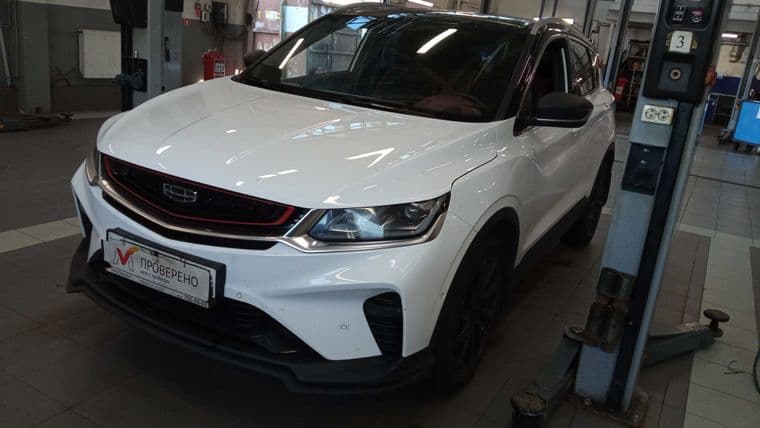 Geely Coolray 2022 года, 75 468 км - вид 1