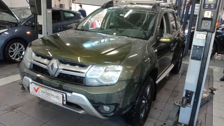 Renault Duster 2019 года, 104 000 км - вид 1