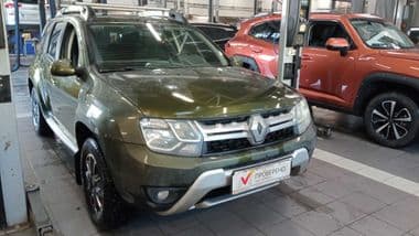 Renault Duster 2019 года, 104 000 км - вид 2