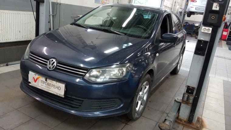 Volkswagen Polo 2011 года, 206 353 км - вид 1