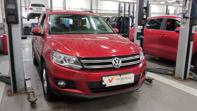 Volkswagen Tiguan 2014 года, 180 843 км | VIN 21353 - вид 2
