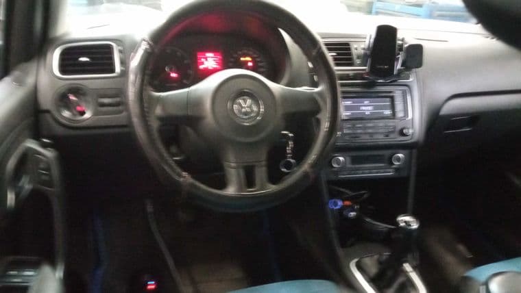 Volkswagen Polo, 2012 - вид 4