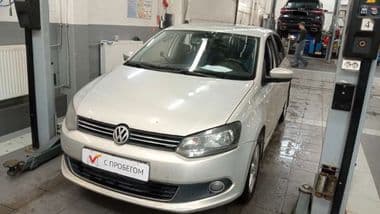 Volkswagen Polo 2012 года, 364 205 км - вид 1