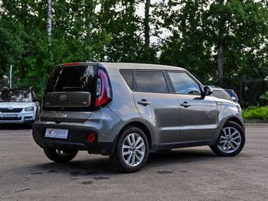 KIA Soul 2018 года, 117 794 км - вид 2
