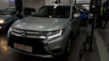 Mitsubishi Outlander 2016 года, 234 119 км - вид 1