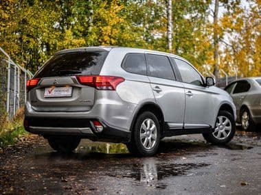Mitsubishi Outlander 2016 года, 234 119 км - вид 2
