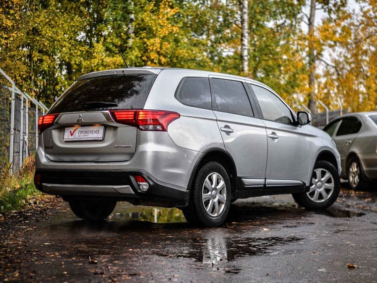 Mitsubishi Outlander, 2016 - вид 1