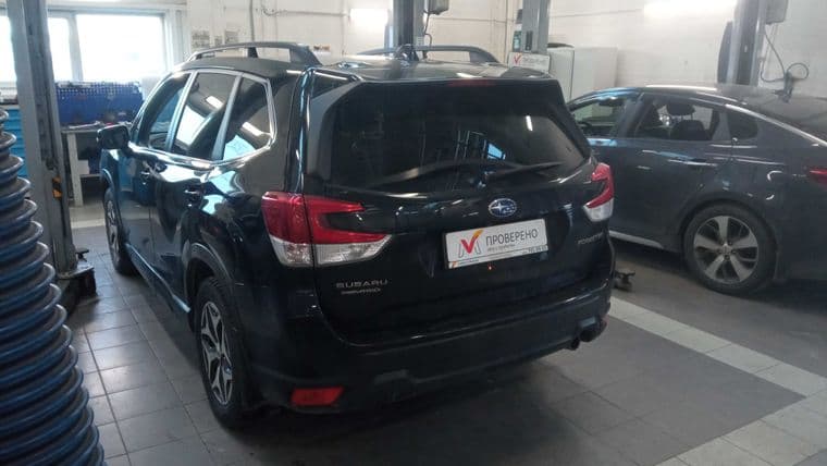 Subaru Forester, 2018 - вид 3