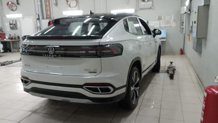 Volkswagen Tayron X, 2024 - вид 2