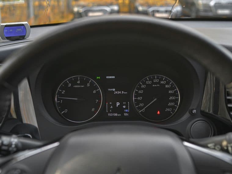 Mitsubishi Outlander, 2016 - вид 4