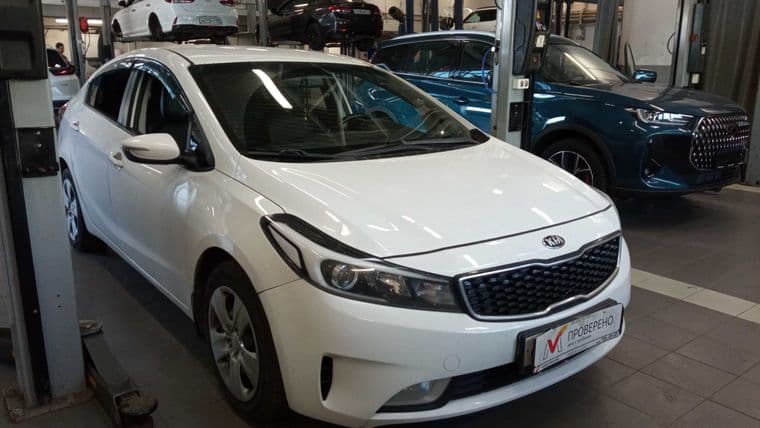 KIA Cerato 2018 года, 182 695 км - вид 2