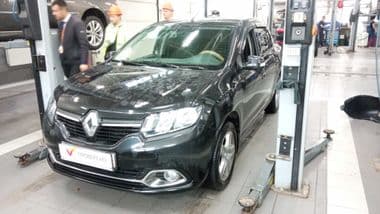 Renault Logan 2018 года, 69 240 км - вид 1