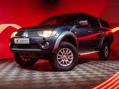 Mitsubishi L200 2008 года, 393 728 км - вид 1