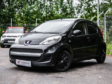Peugeot 107 2011 года, 235 704 км - вид 1