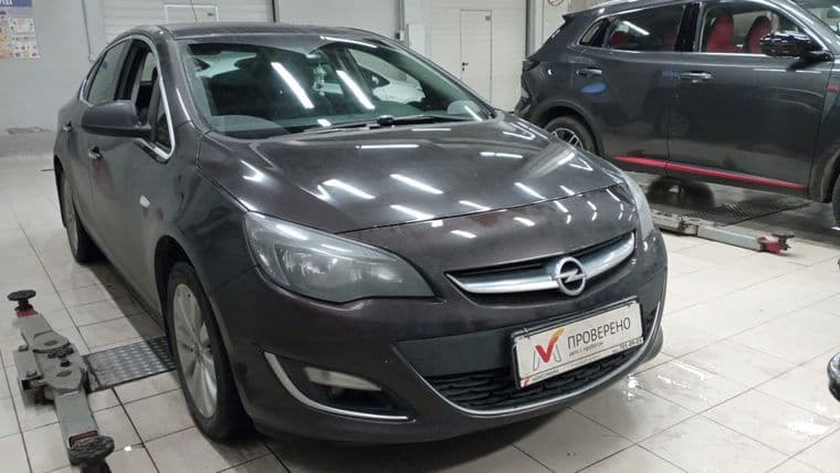 Opel Astra, 2013 - вид 1