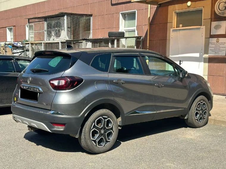 Renault Kaptur, 2022 - вид 2