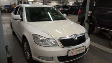 Skoda Octavia 2012 года, 219 889 км - вид 2