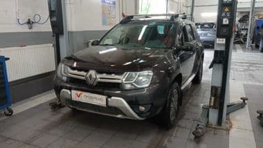 Renault Duster 2019 года, 122 672 км - вид 1