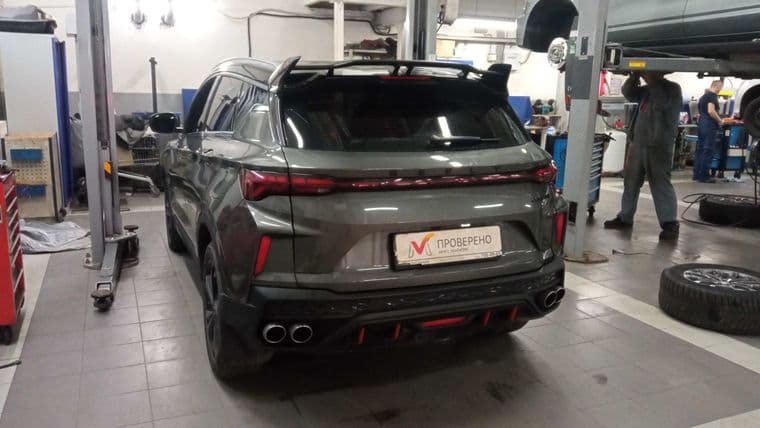 Geely Coolray, 2024 - вид 3