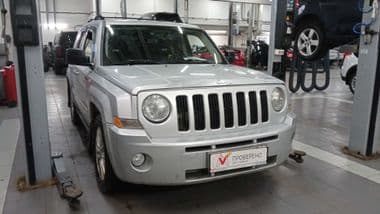Jeep Liberty 2010 года, 253 477 км | VIN 74983 - вид 2