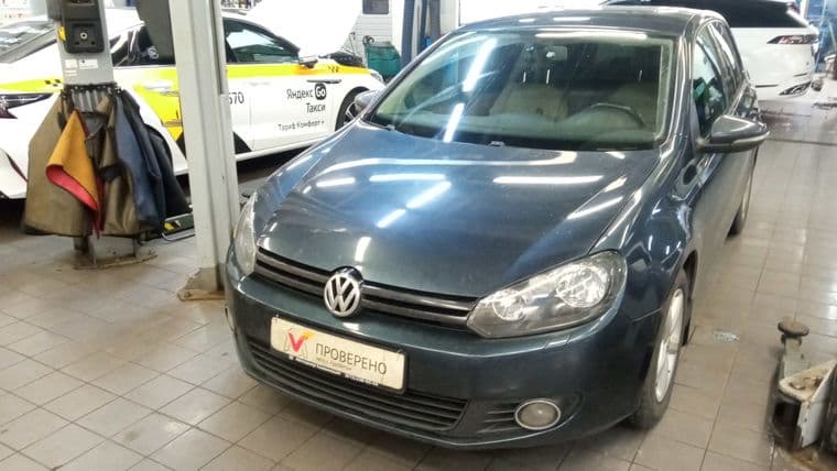 Volkswagen Golf, 2011