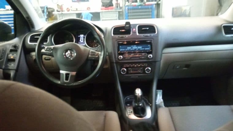 Volkswagen Golf, 2011 - вид 4