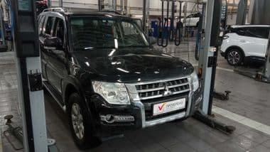 Mitsubishi Pajero 2014 года, 201 000 км - вид 2