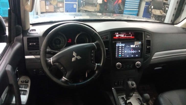 Mitsubishi Pajero, 2014 - вид 4