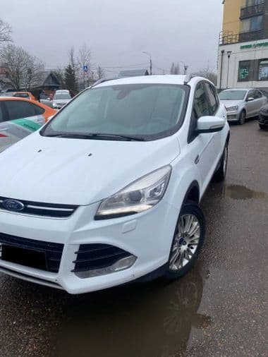 Ford Kuga 2016 года, 164 421 км - вид 1