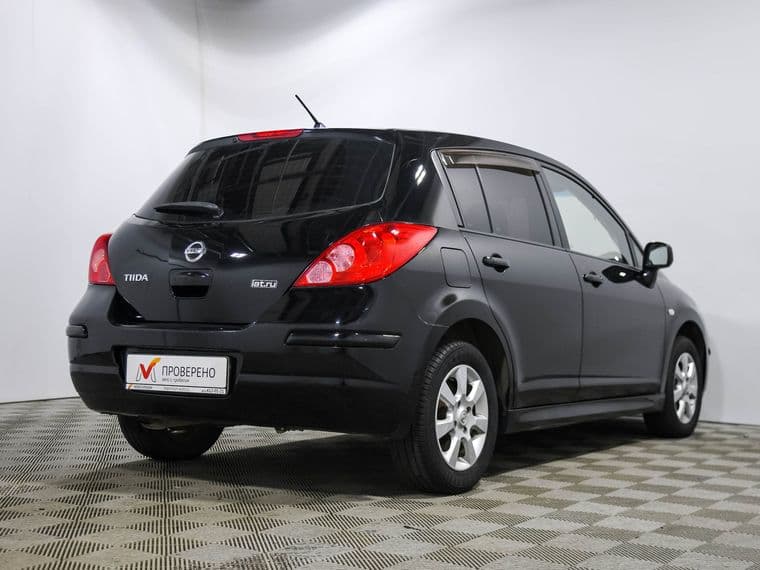 Nissan Tiida, 2010 - вид 3