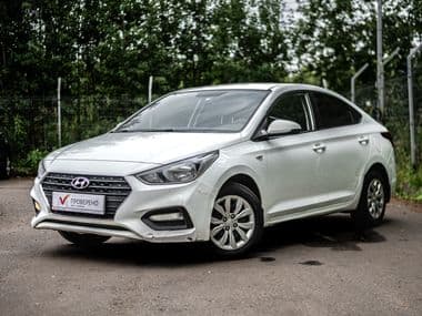 Hyundai Solaris 2018 года, 299 000 км - вид 1