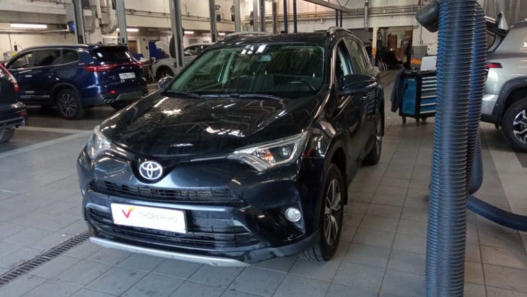 Toyota RAV4, 2016