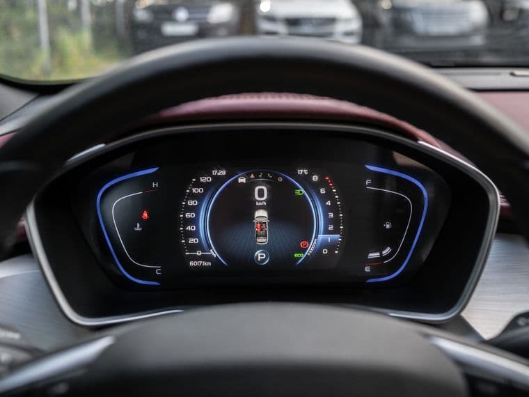 Geely Coolray, 2022 - вид 4