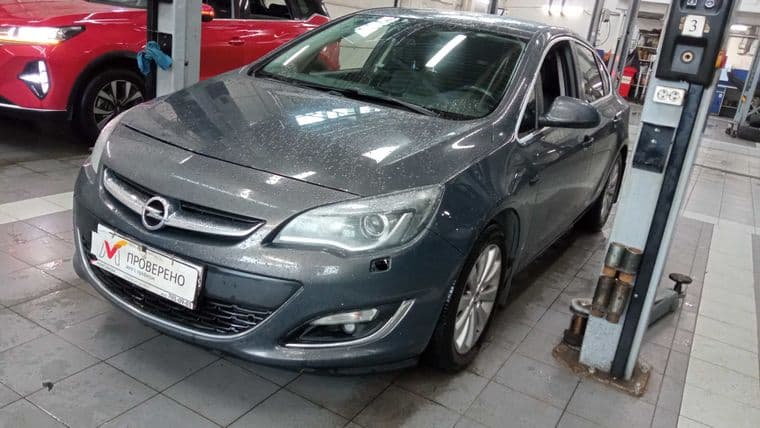 Opel Astra 2014 года, 131 119 км - вид 1