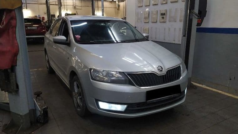 Skoda Rapid 2016 года, 181 653 км - вид 2