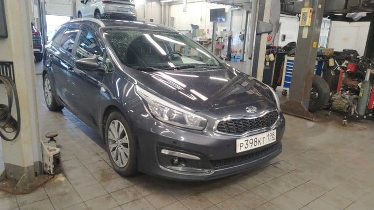 KIA Ceed 2018 года, 101 203 км - вид 2