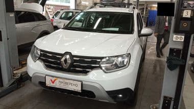 Renault Duster 2021 года, 70 000 км - вид 1