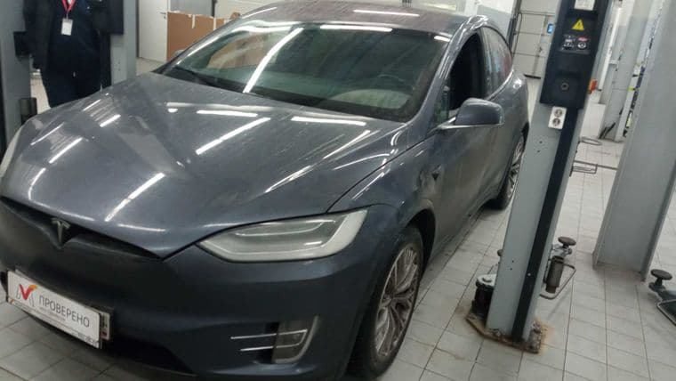 Tesla Model X, 2020