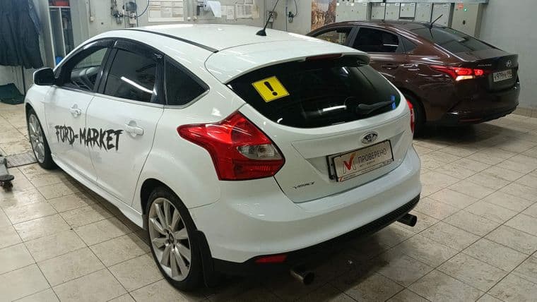 Ford Focus, 2011 - вид 4