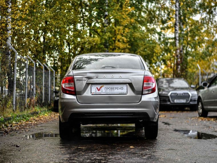 ВАЗ (LADA) Granta, 2021 - вид 3
