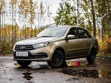 ВАЗ (LADA) Granta 2021 года, 186 000 км - вид 1