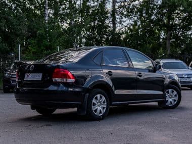 Volkswagen Polo 2011 года, 135 334 км - вид 2