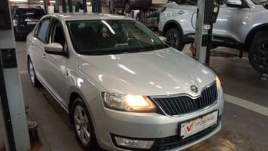 Skoda Rapid 2014 года, 70 059 км - вид 2