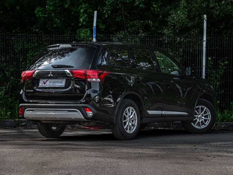 Mitsubishi Outlander, 2021 - вид 1
