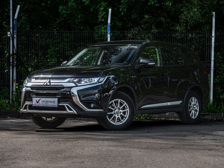 Mitsubishi Outlander, 2021