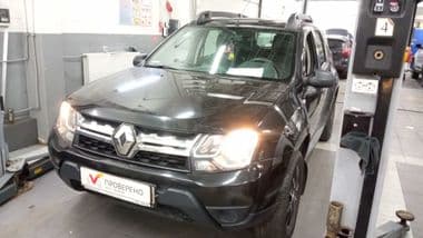 Renault Duster 2016 года, 75 000 км - вид 1