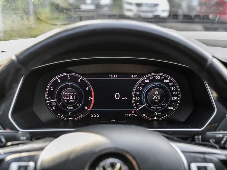 Volkswagen Tiguan, 2017 - вид 4