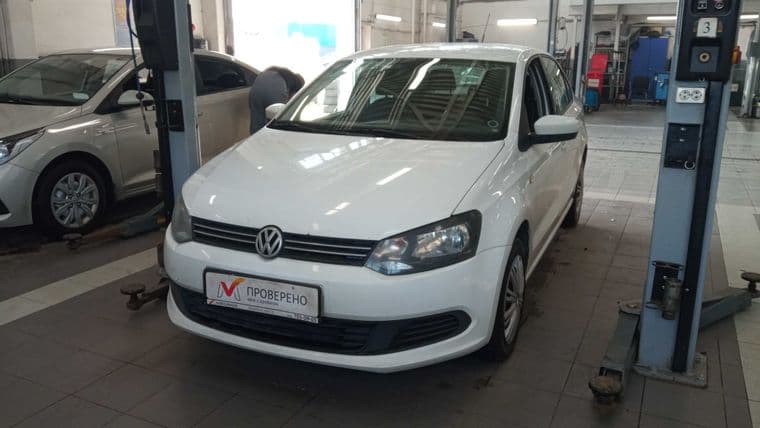 Volkswagen Polo 2015 года, 110 267 км - вид 1