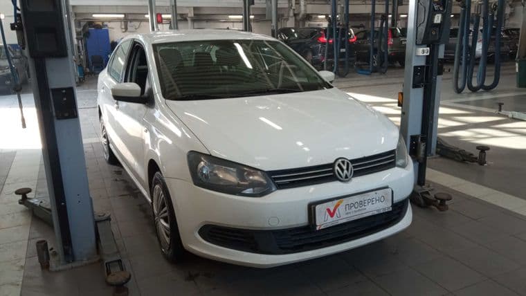 Volkswagen Polo 2015 года, 110 267 км - вид 2