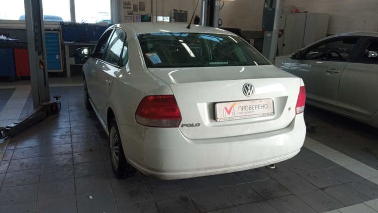Volkswagen Polo, 2015 - вид 3